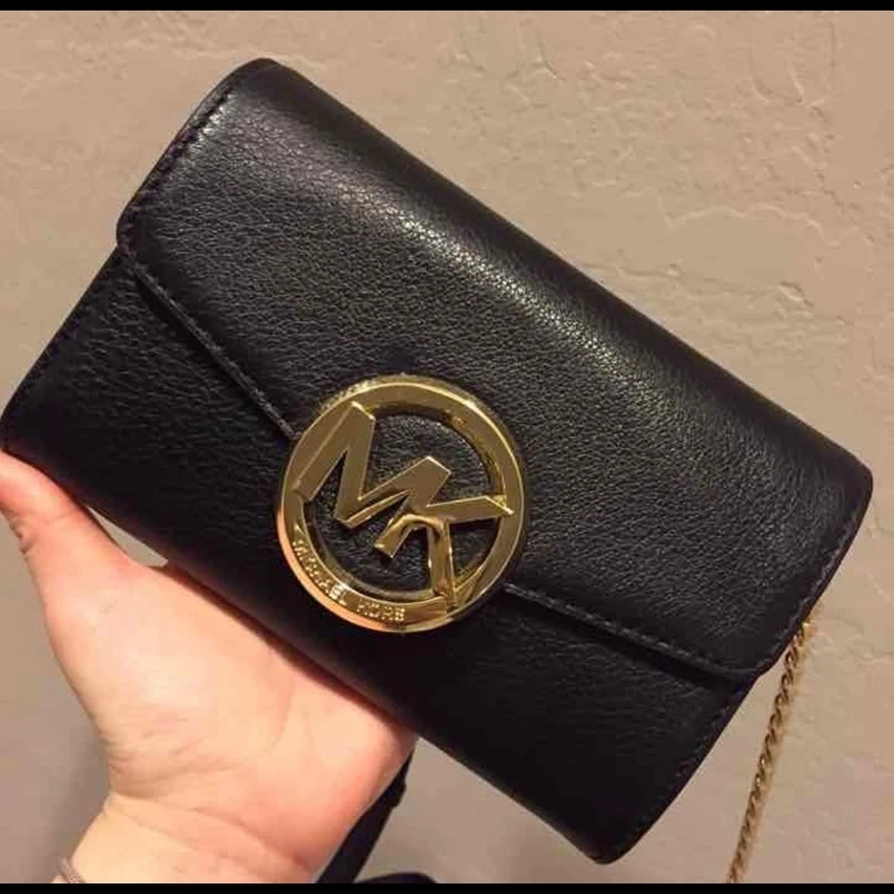 Authentic Michael Kors crossbody